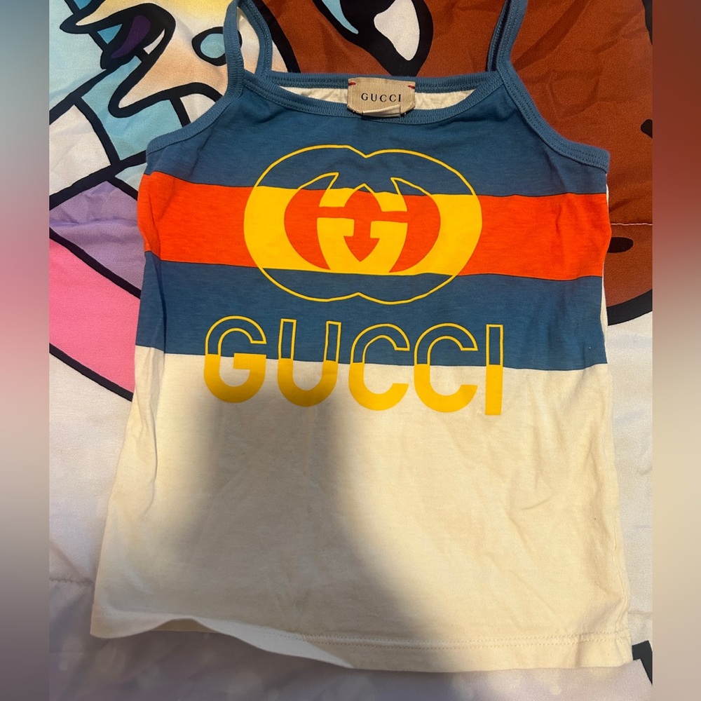 Guccie tee
